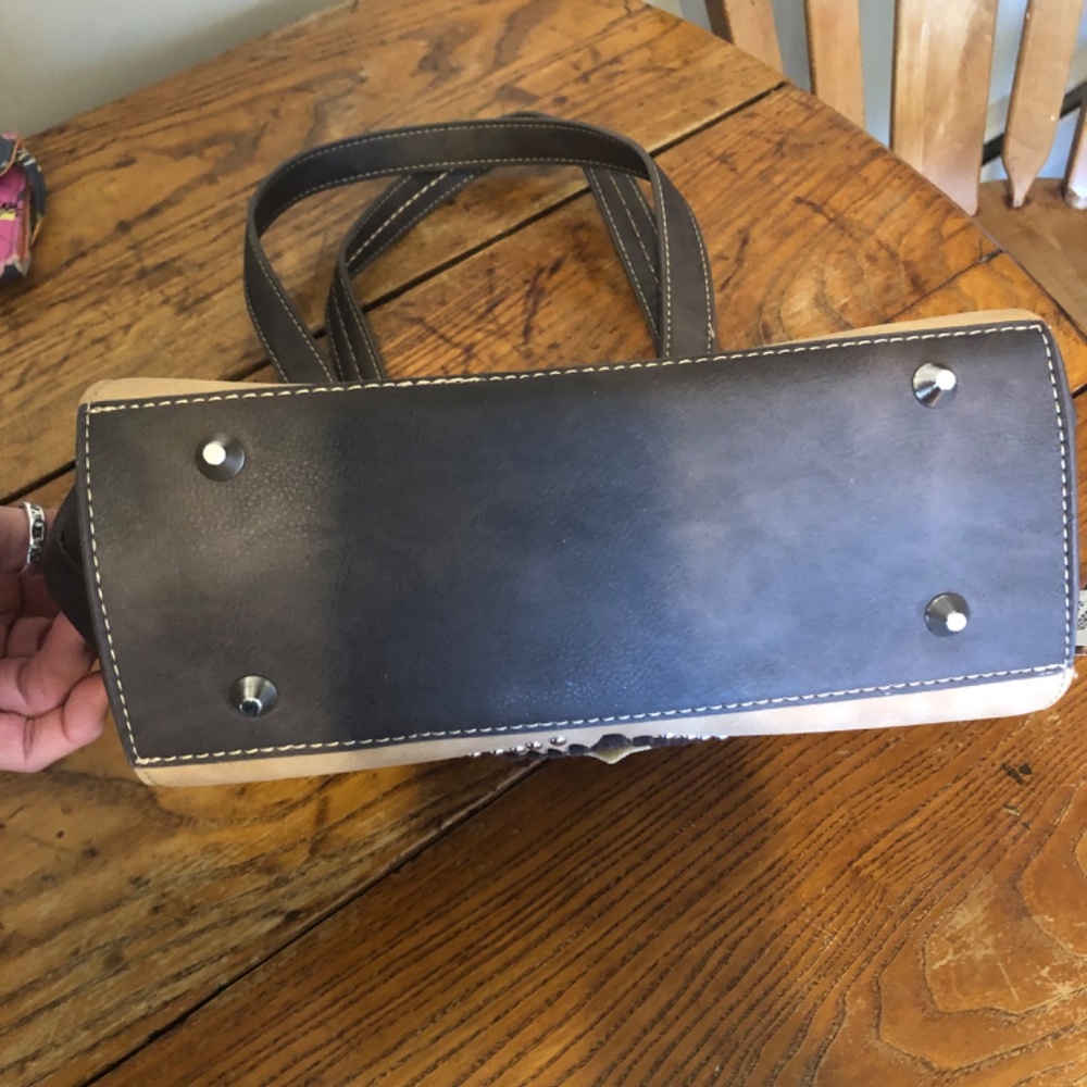 Purse - Picture 4 of 4
